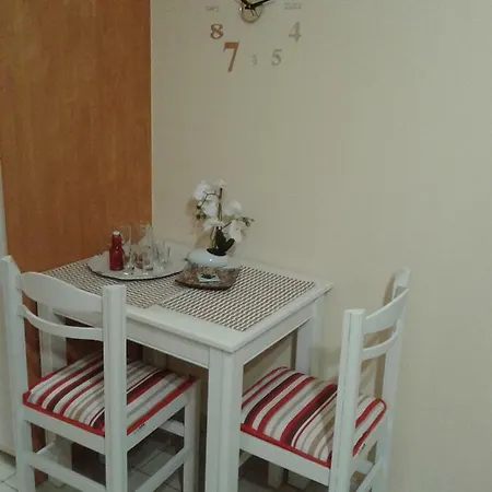 Sea View Cozy Near Center Of Town * Rethymno
