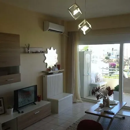 Apartment Sea View Cozy Near Center Of Town